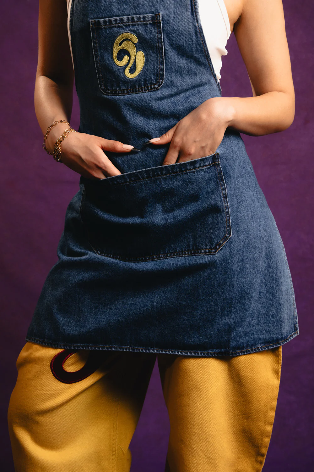 Kai Denim Embroidered Logo Apron - Denim Blue - Image 2