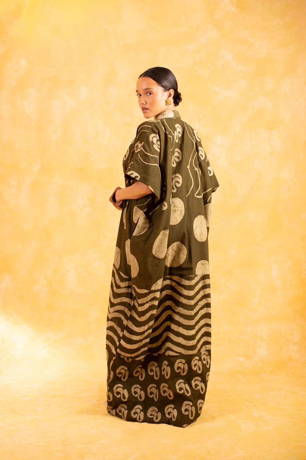 KAI x DYE LAB Agbada - Khaki - Image 3