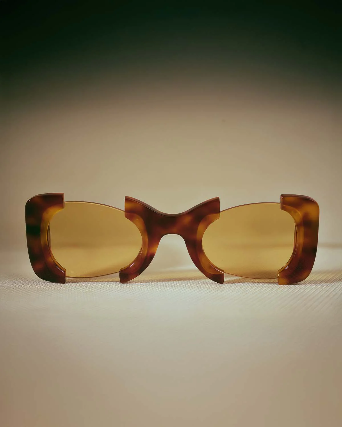 Suki Sculptural Statement Sunglasses - Tortoiseshell - Image 3