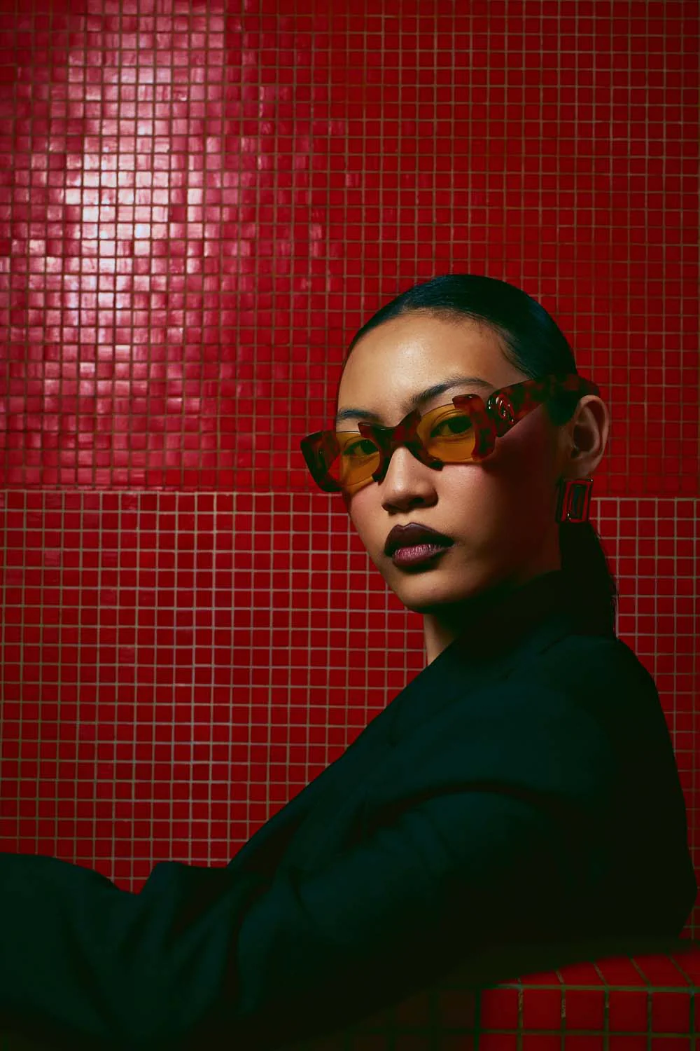 Suki Sculptural Statement Sunglasses - Tortoiseshell - Image 4