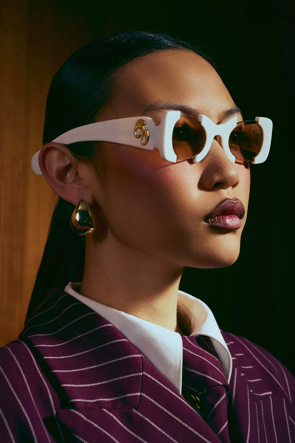 Suki Sculptural Statement Sunglasses - White - Image 7